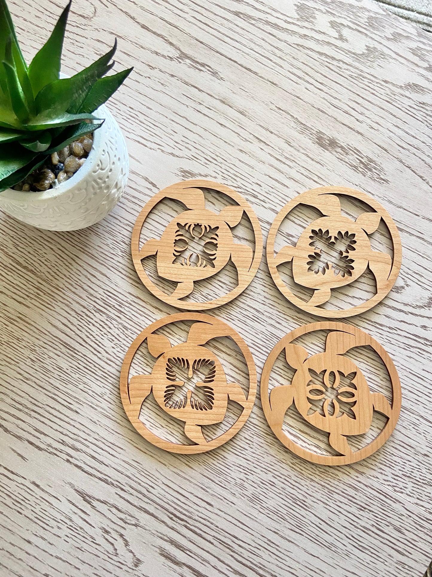 Hawaiian Quilt Honu Laser Cut Sealed Wood Coaster| Set of 4